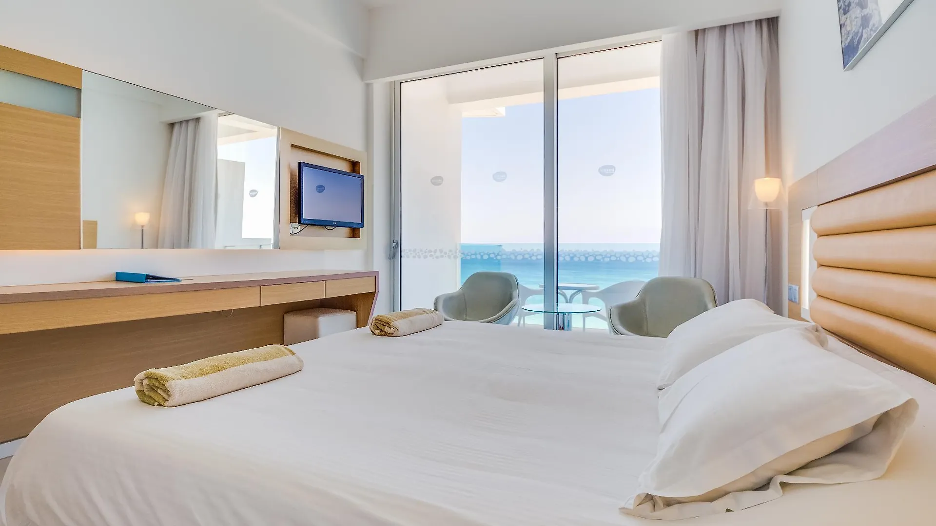 Vrissaki Beach Hotel Protaras