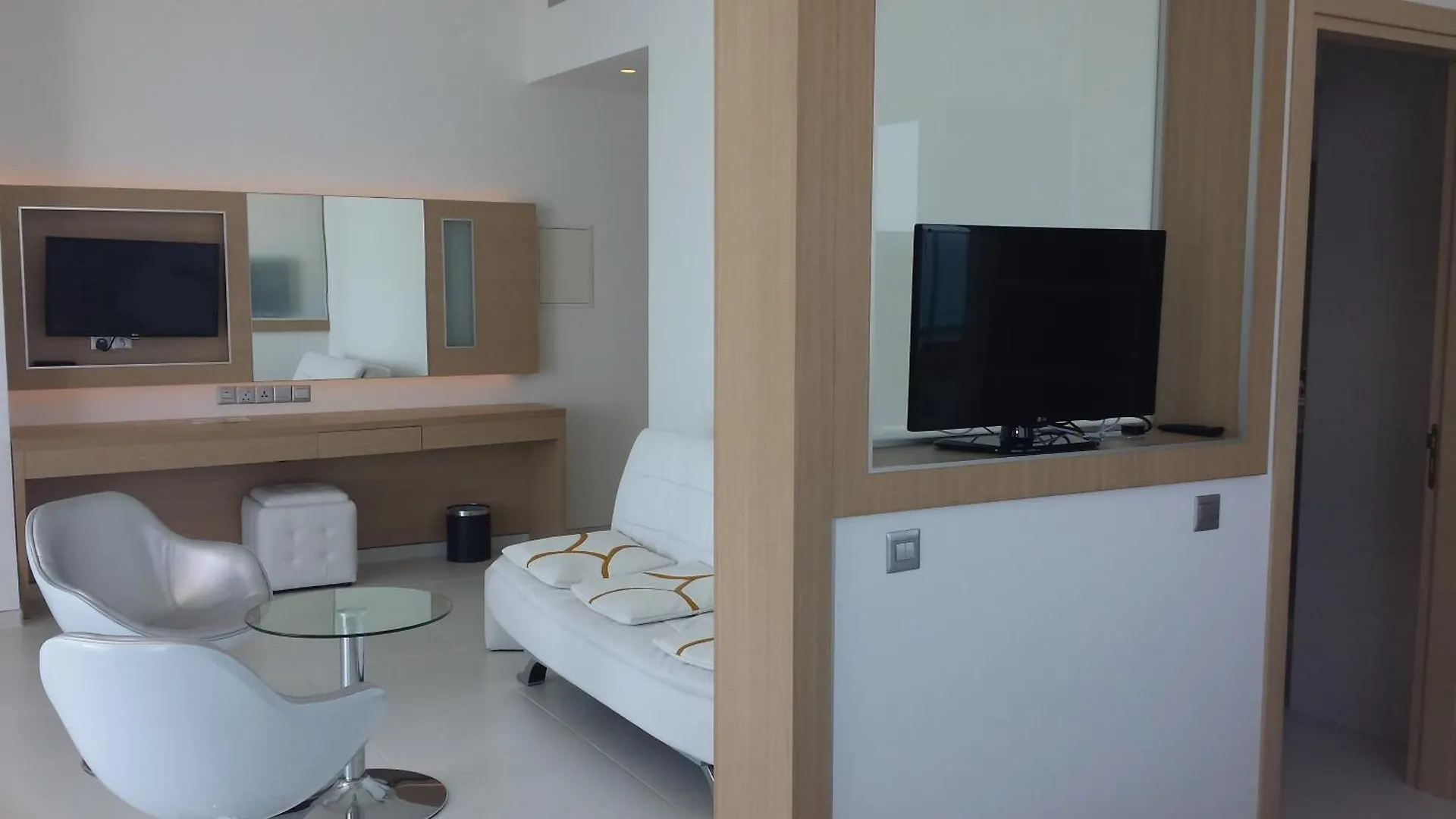 Vrissaki Beach Hotel Protaras 4*,