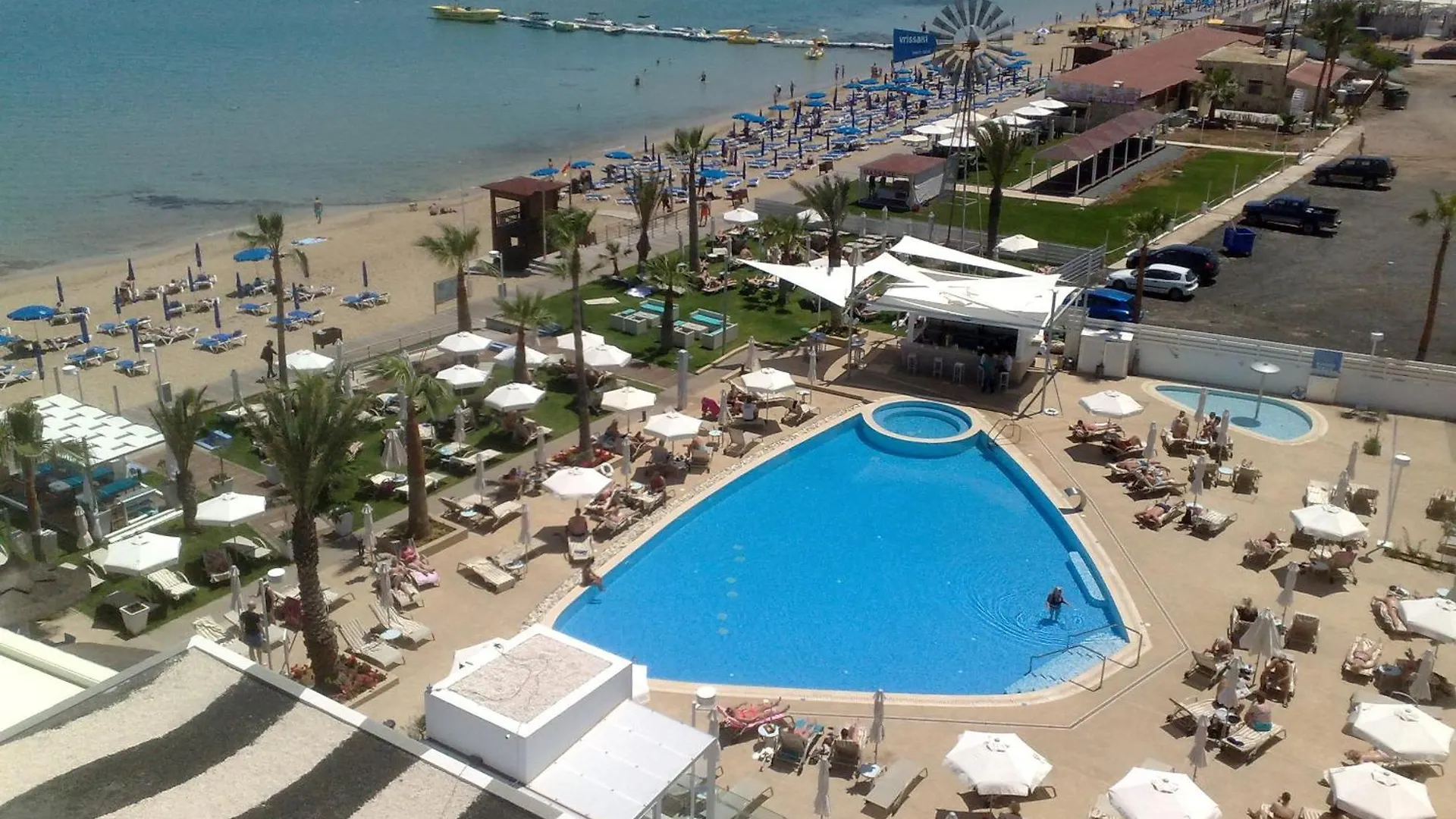 Vrissaki Beach Hotel Protaras 4*,